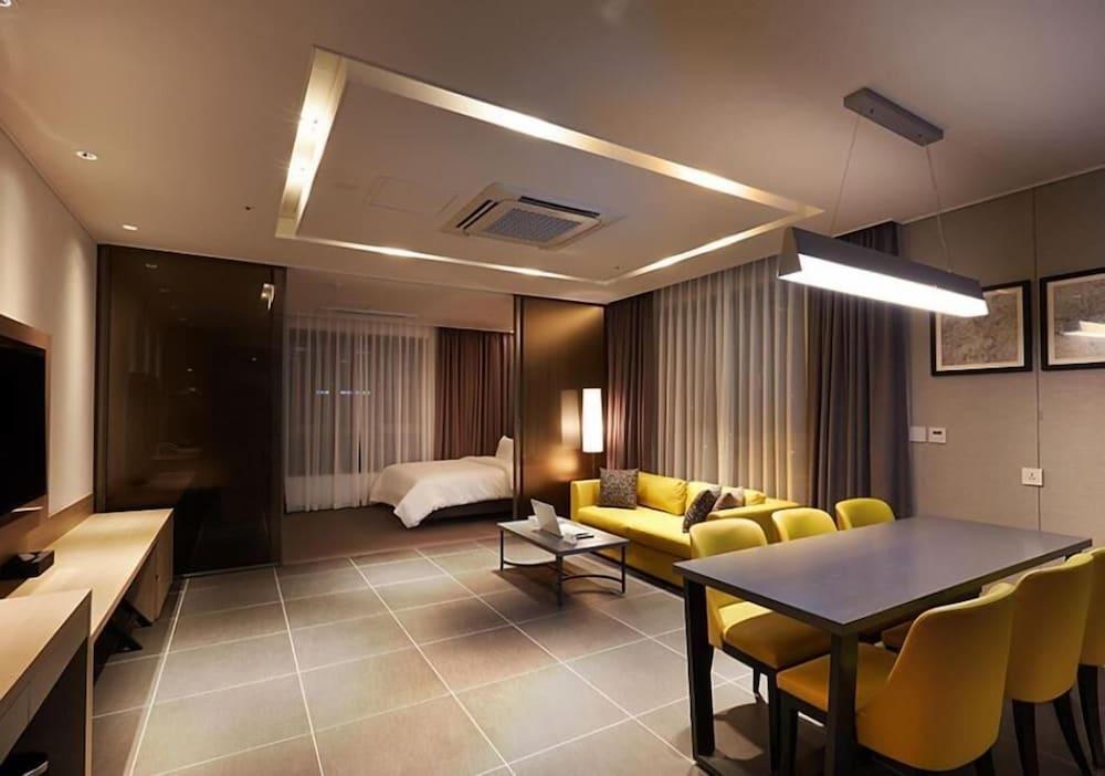 Osong H Hotel Sejong City Cheongju Eksteriør billede